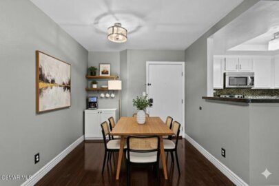 22100 Burbank Boulevard #348e Photo