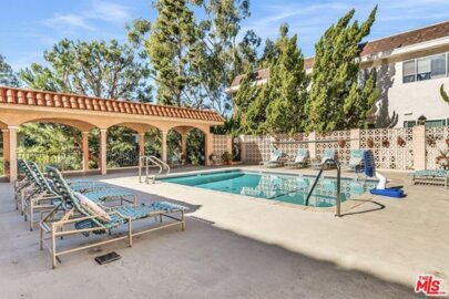 6199 Canterbury Drive #102 Photo