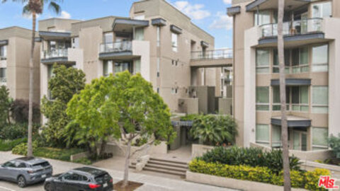 Gorgeous Promenade Playa Vista Condominium Located at 13044 Pacific Promenade #125 was Just Sold