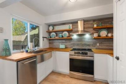 Outstanding Newly Listed Park Villas North Condominium Located at 7952 Mission Center Court #D