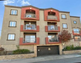 Marvelous Comenzar De Nuevo Condominium Located at 11124 Burbank Boulevard #208 was Just Sold