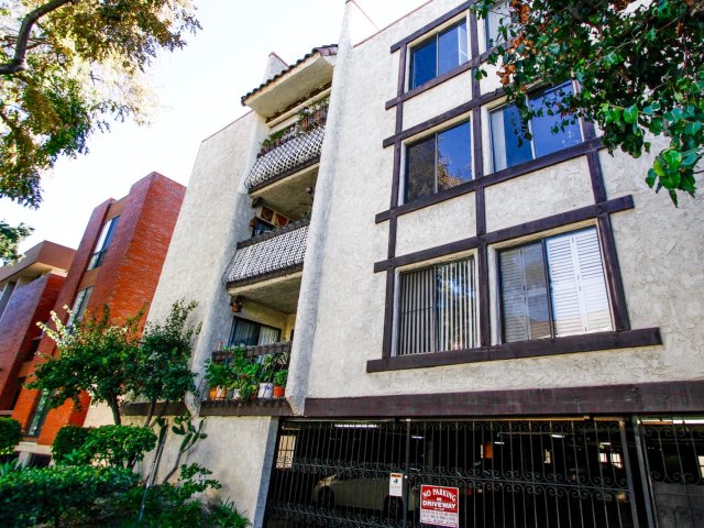 El Patio De Oro Condos, Lofts & Townhomes For Sale | El Patio De Oro
