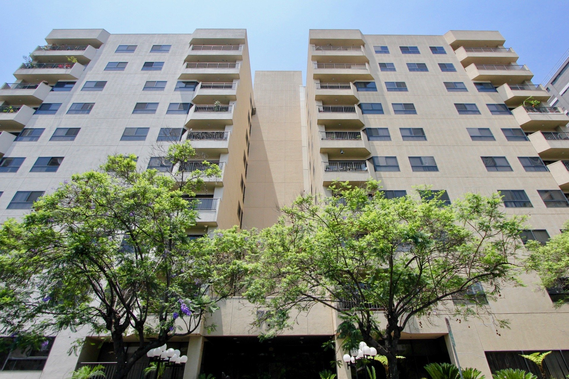 Richmore Garden Towers Condos, Lofts & Townhomes For Sale Richmore