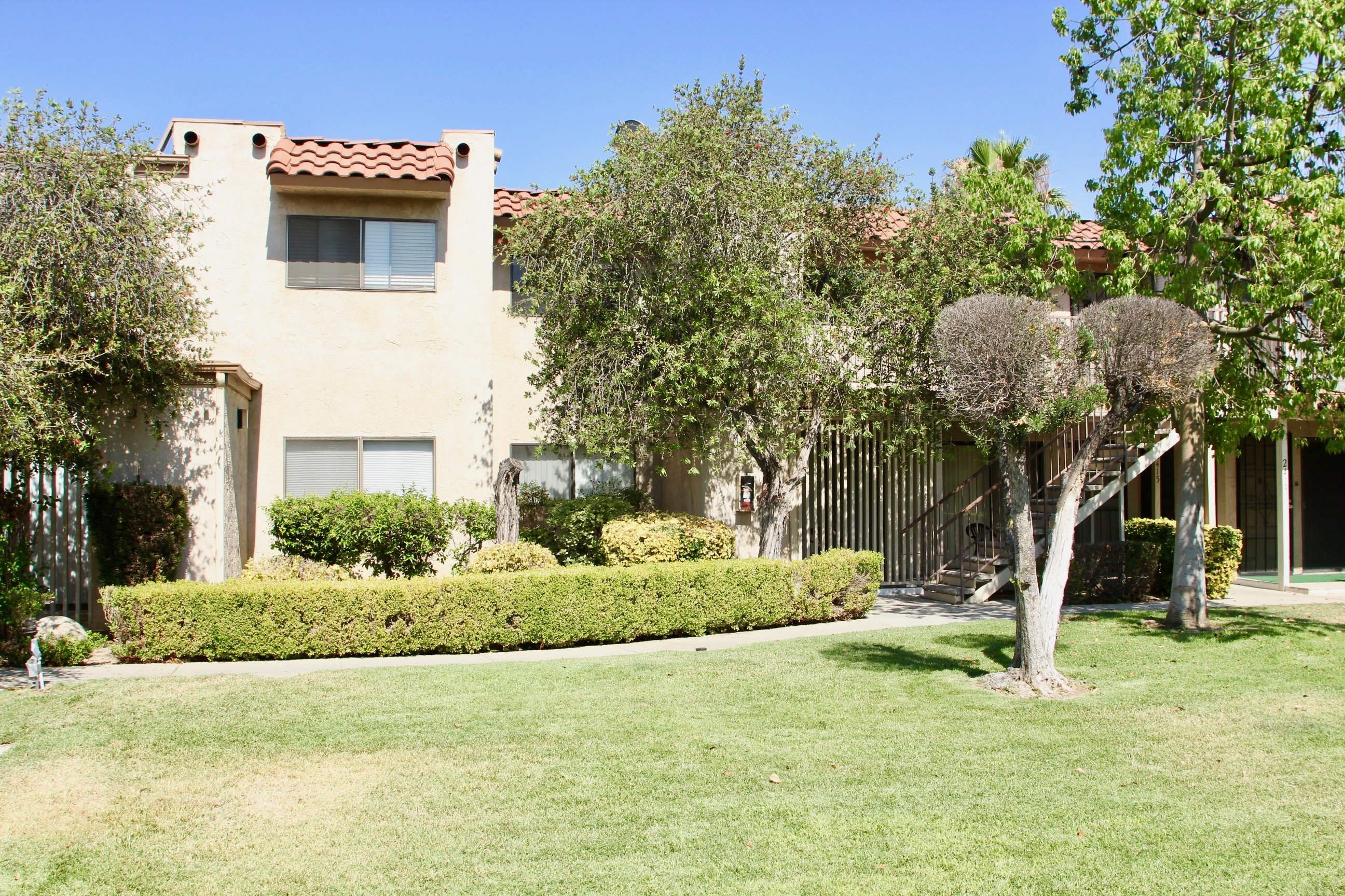 Acacia Gardens Condos, Lofts & Townhomes For Sale Acacia Gardens Real