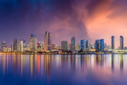 https://d1tq208oegmb9e.cloudfront.net/popular_city_thumbnail/uploads/state_photos/US/CA/San+Diego+City+Harbor+and+Skyline-5f7436ac64b65861515331.jpeg