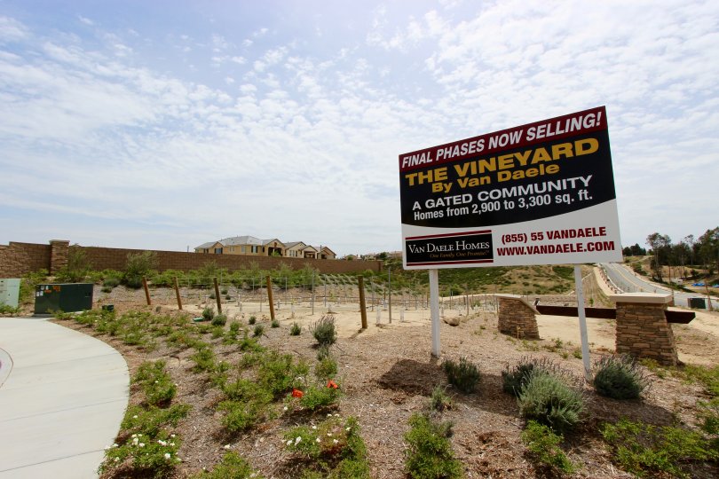 The builder sign at the entrance to The Vineyard by Van Daele