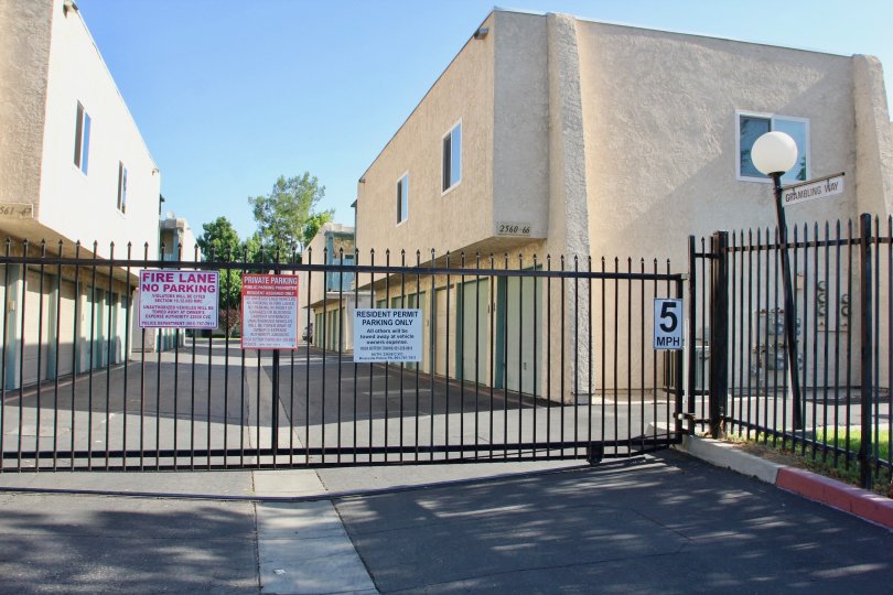 University Greens 's apartments and her gated buildings, Riverside, California