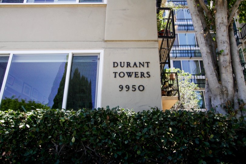 The sign on the building of Durant Towers in Beverly Hills