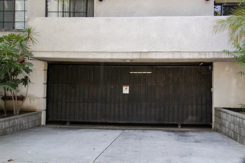 The parking garage for VIP Reeves in Beverly Hills