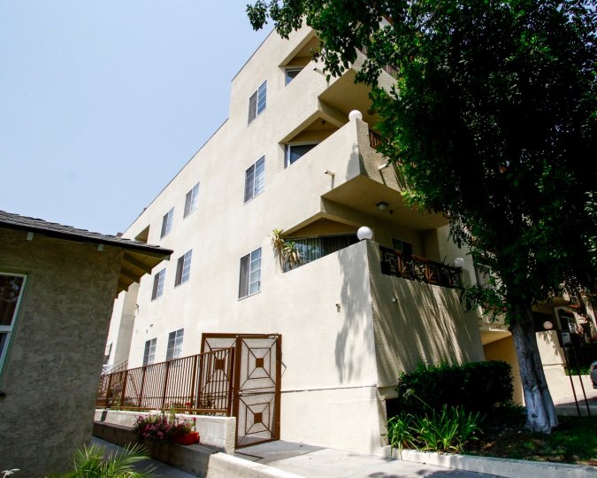 The Palm Terrace building in Burbank California