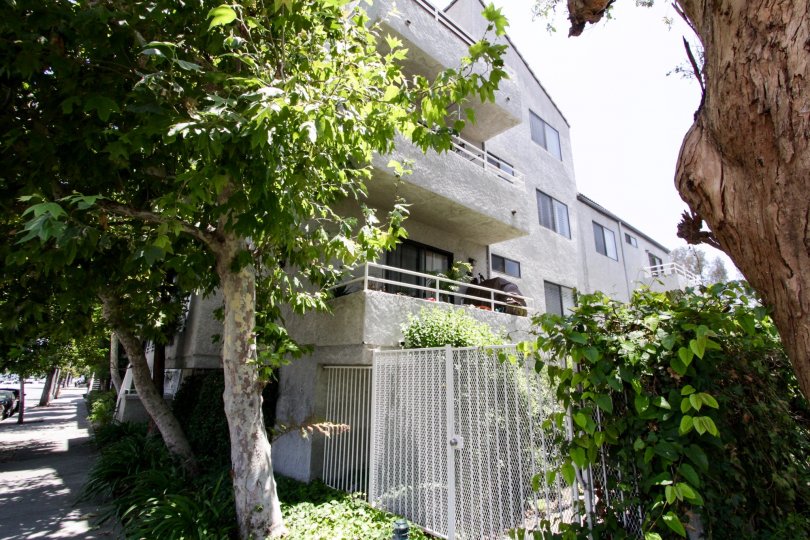 The balconies seen at Piazza San Marino in Encino