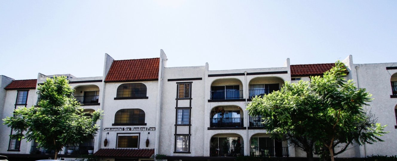 The Continental Six Hundred Five building in Glendale California