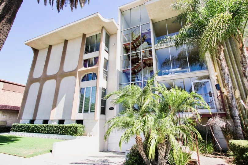 The windows in the Coronado Heights building