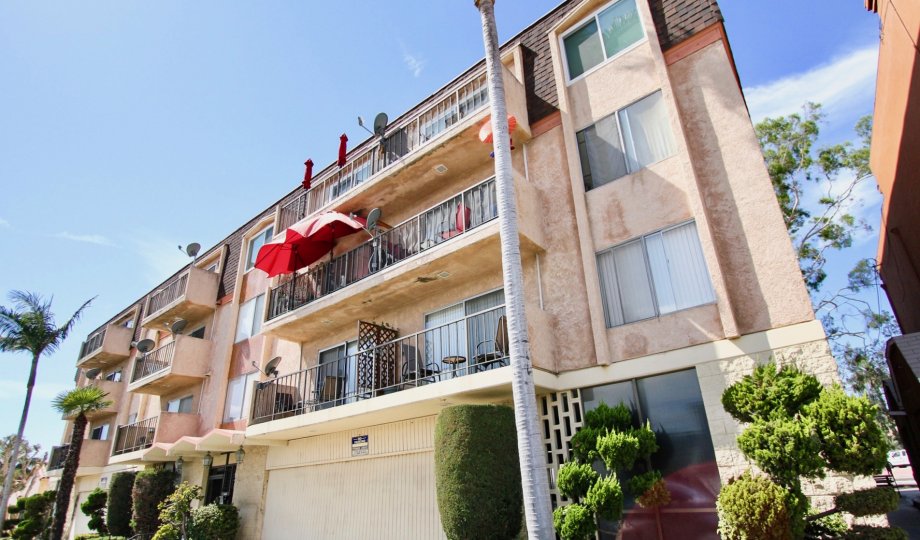The balconies seen at Livingston House in Long Beach, California