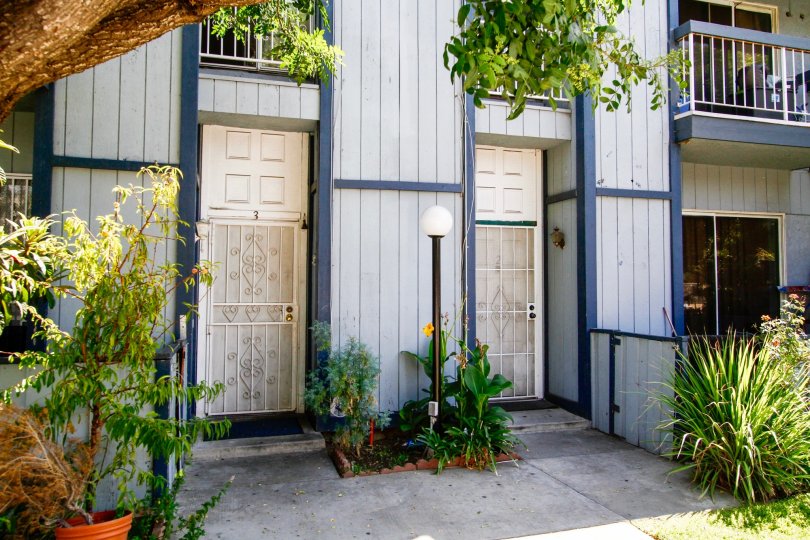 The sidewalk up to Plummer Terrace