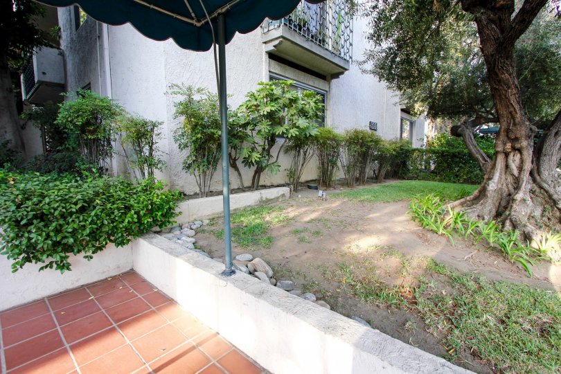The sidewalk at the Villa California