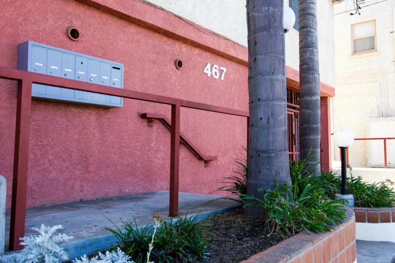 The address for 467 W 38th St on the building