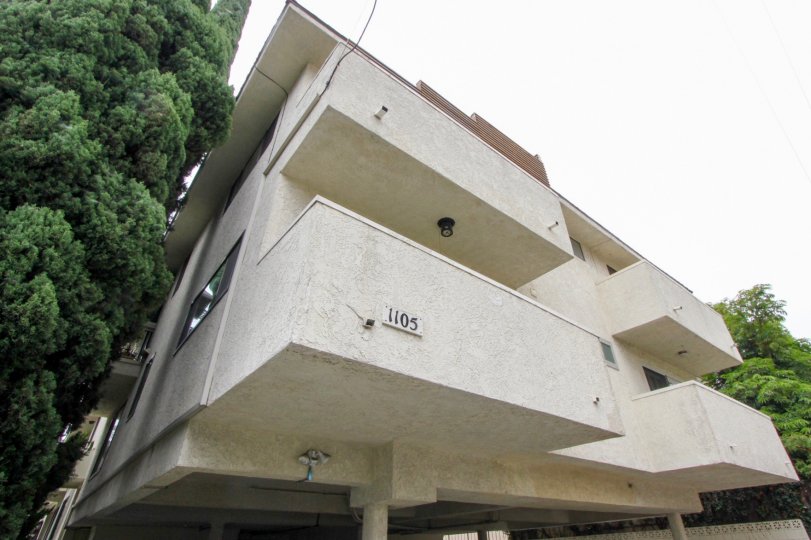 Artistically designed 1105 Idaho apartment in Santa Monica, California
