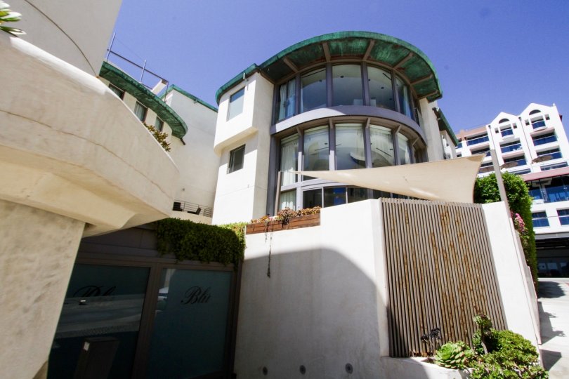 The architecture of the Blu Santa Monica