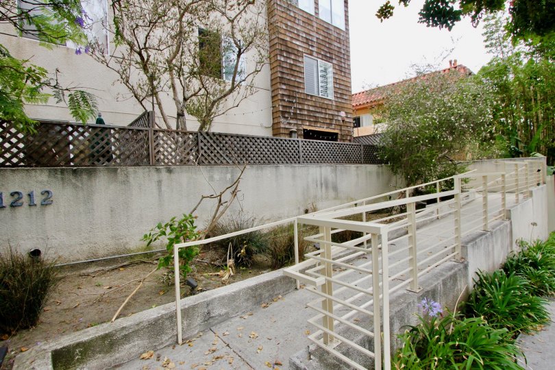 A beautiful way in Ocean Park Terrace, it is the way to the beautiful house which is inside
