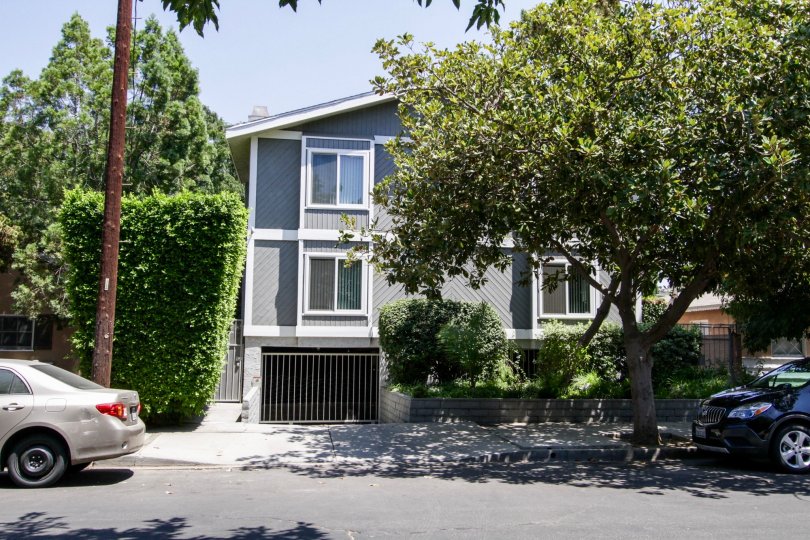The drive into 5020 Tilden Ave