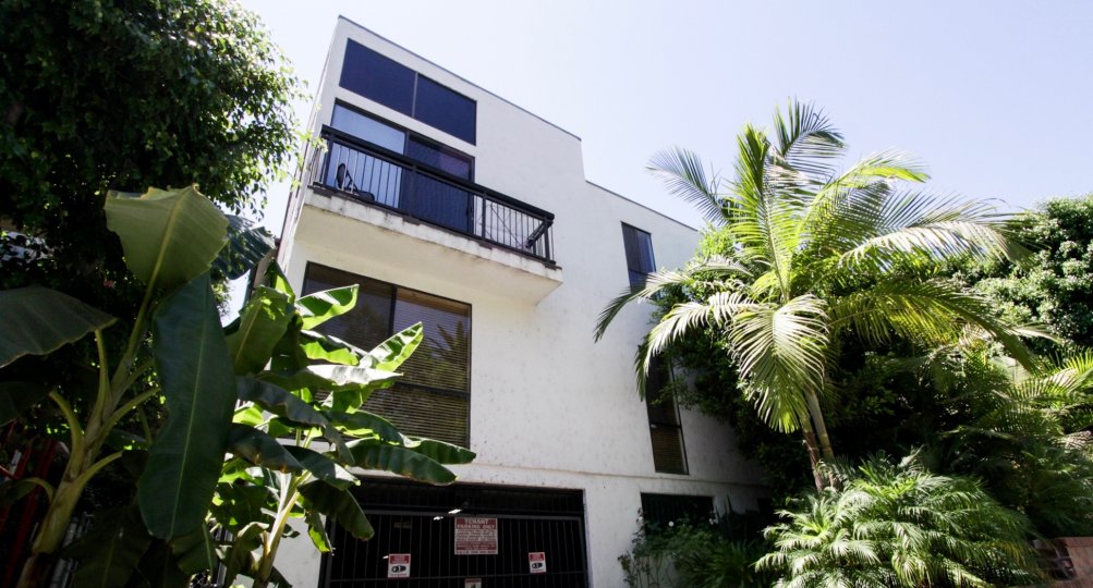 The balcony at 1433 N Harper in West Hollywood
