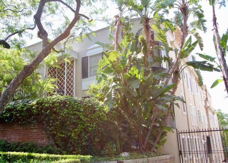 THIS HOUSE IS VERY CUTE THAT COMMUNITY IS THE SHOREHAM