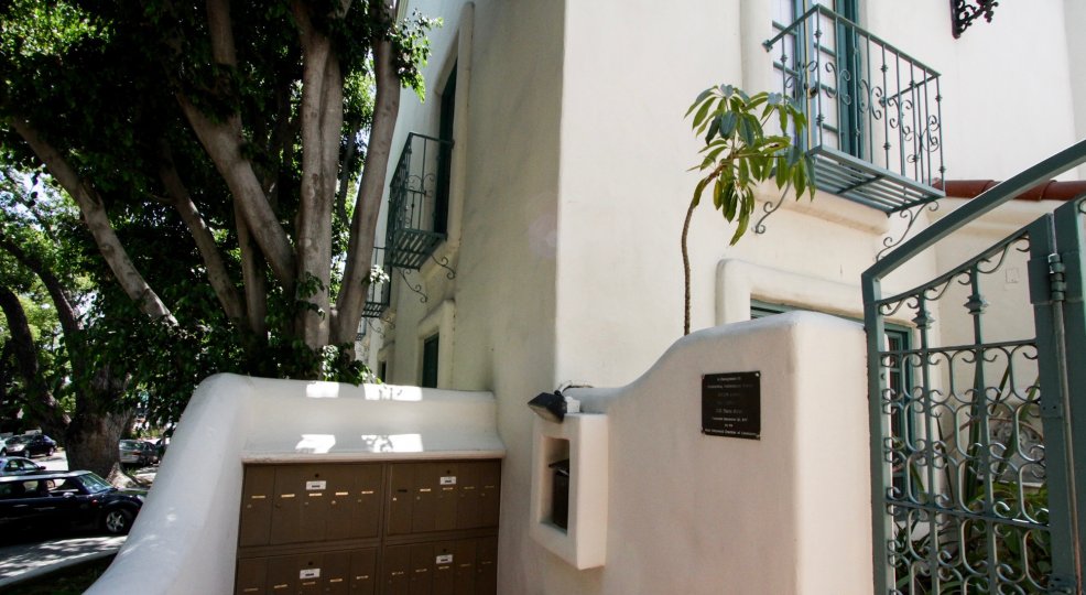 The Villa Flores building in West Hollywood