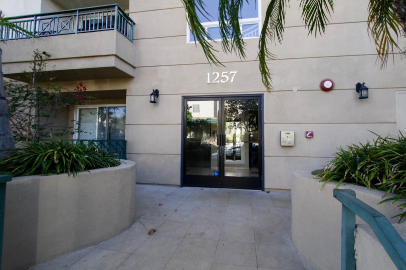 The entrance into Brockton Hill located in West LA
