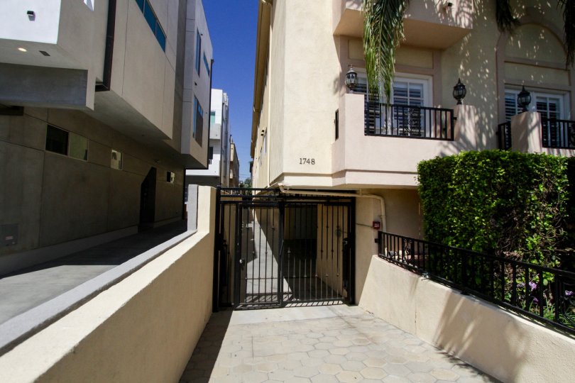 The side entrance into Castle View Townhomes
