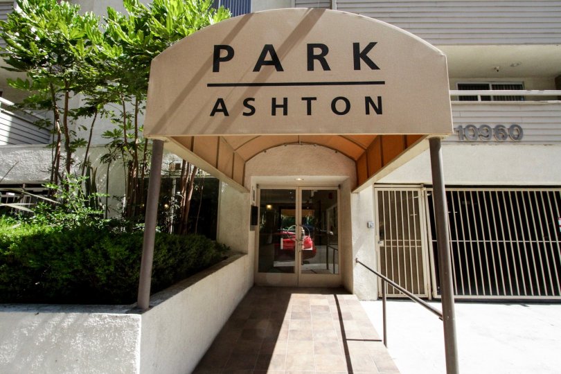 The entryway into Park Ashton