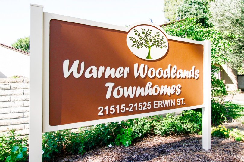 The sign welcoming you to Warner Woodlands