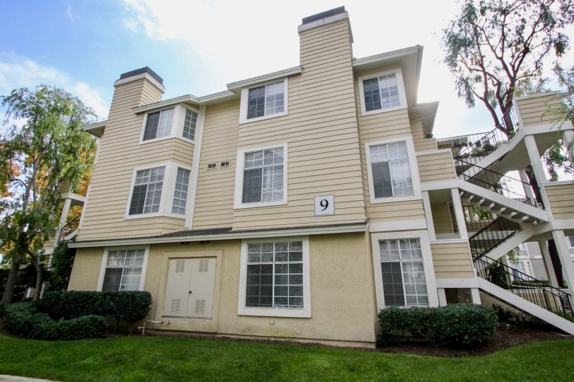 Beautiful Canyon Villas In Aliso Viejo California Country