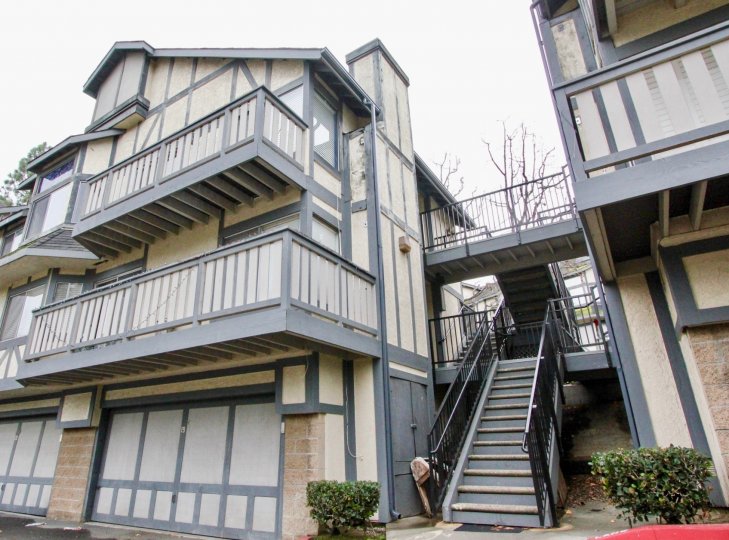 THE BIG HOUSE IN THE HERITAGE WALNUT WITH THE UPSTAIRS, PLANTS