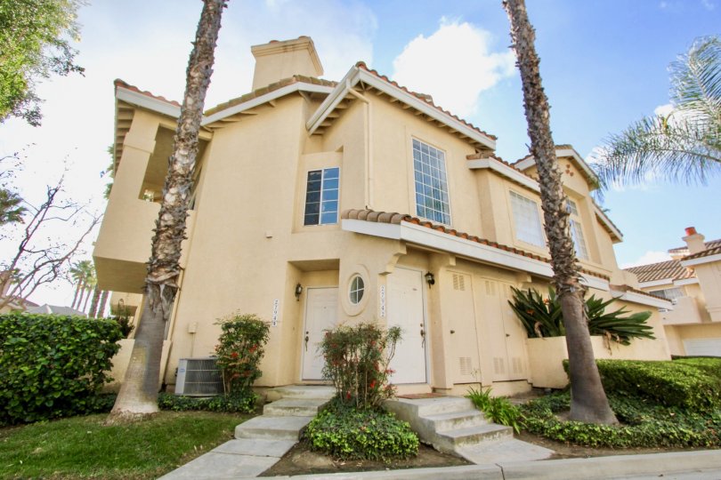 Our Laguna Niguel Real Estate agents can guide you through the homes located in the Del Prado Villas community of Laguna Niguel whether you are looking for Laguna Niguel condo or Laguna Niguel homes for sale.