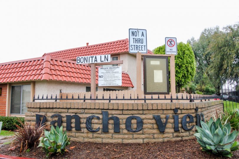 Nice view with sign boards in a villa of Rancho Viejo Condos I of Lake Forest