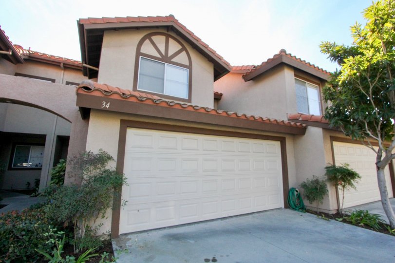 Multi family, tile roofed housing units in the Vista La Cuesta community of Rancho Santa Margarita, Californin