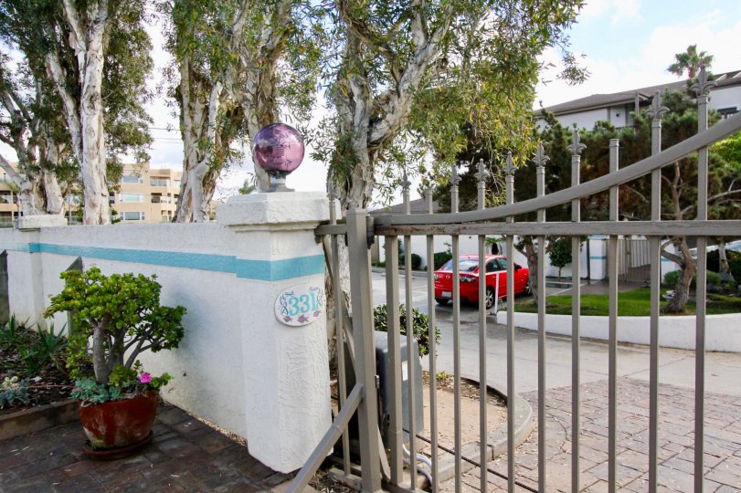 Spacious carparking and lawn with garden in a villa with entrance in Oilve Point of Carlsbad
