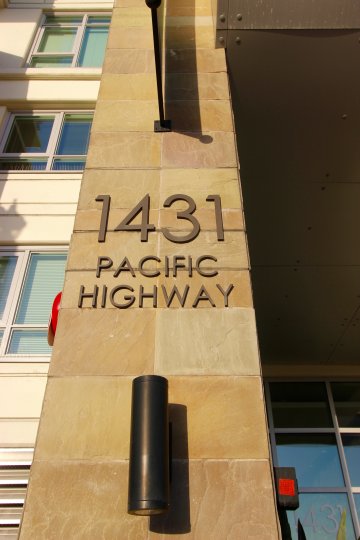 Breeze San Diego California beautiful building Pacific Highway