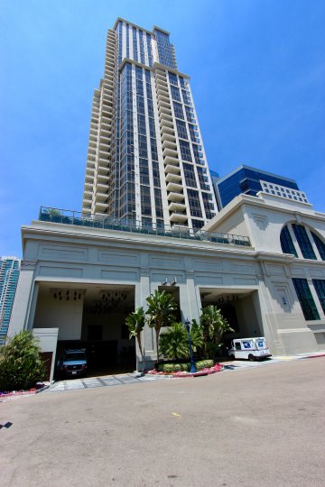 Extremely tall residential building at Electtra in Downtown San Diego CA