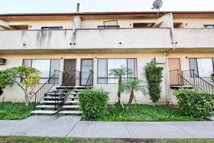 a most attractive and beautiful bungalow with beautiful tree comfortable climate clean way visit with with family in weekend