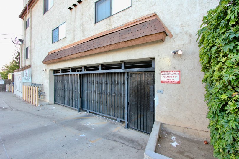 ALT="Palaie Royal Community at El Cajon in California"