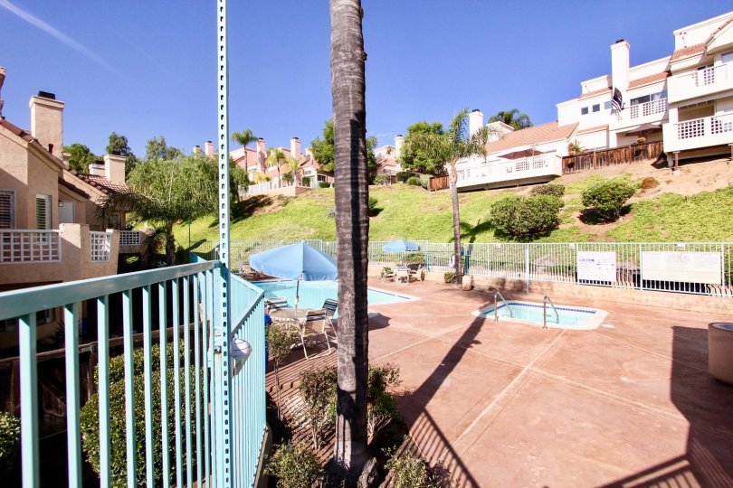 Hot tub and pool at Rancho Villas in El Cajon California