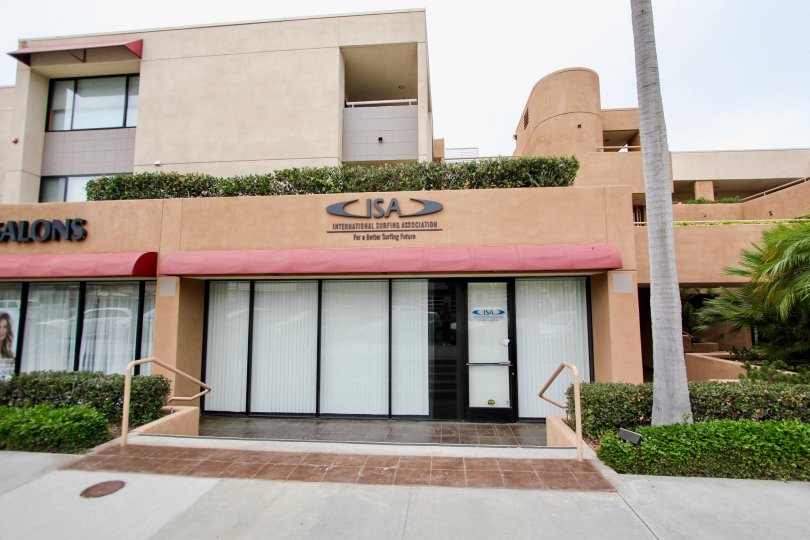 surfers hub for californian surfers. they promote surfers to the next level of surfing