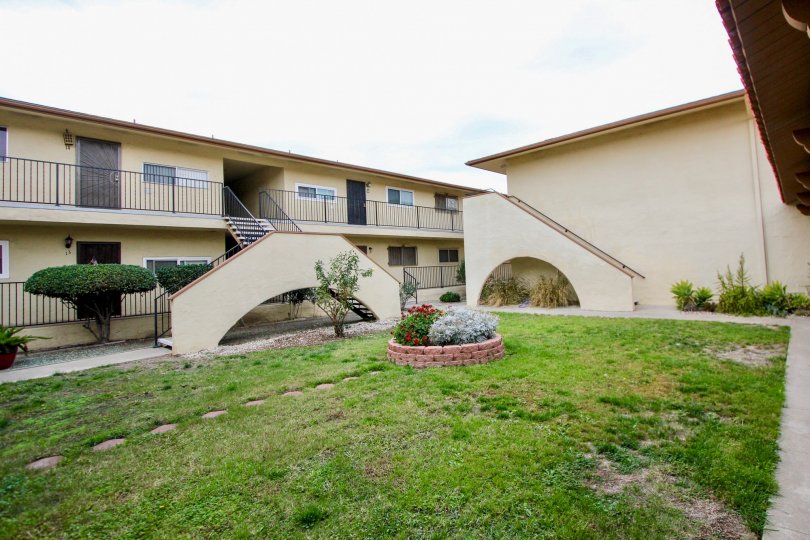 Sunridge Terrace La Mesa California apartments with large garden
