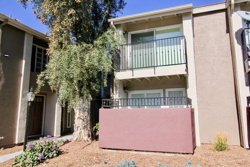 Windsor Park Apartments with private balconies in Mira Mesa, California