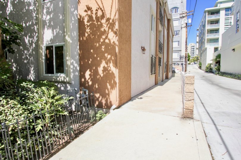 Alley view of neighborhood streets in Essex Place, CA