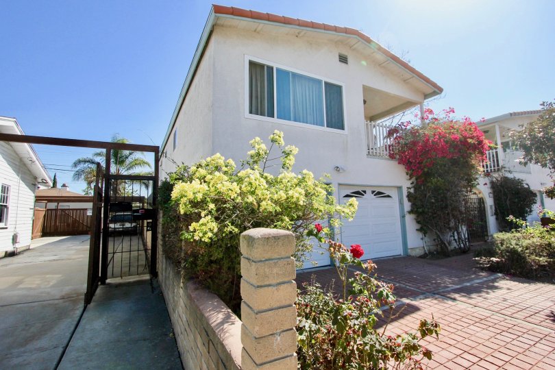 Sunny day bluesky with side terrace garden view in Mission Villas II, Normal Heights, CA