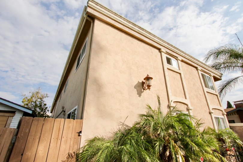 Two bedrooms in North Park for under $300, 000 Oversized master bedroom with room for plenty of furniture and an ample second bedroom. The wonderful kitchen has granite counter tops and and unit laundry! The unit boasts new laminate flooring and a fresh c