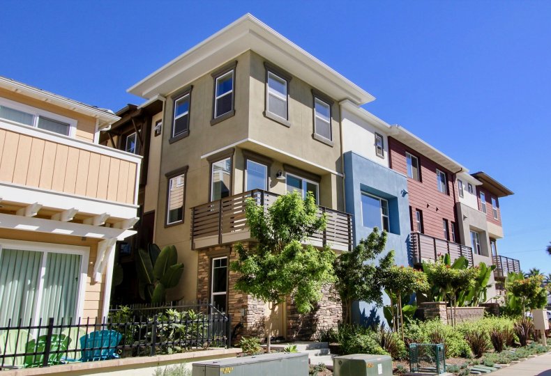 Cleveland Street 8 Townhomes, Oceanside, California, blue sky, coloured buildings